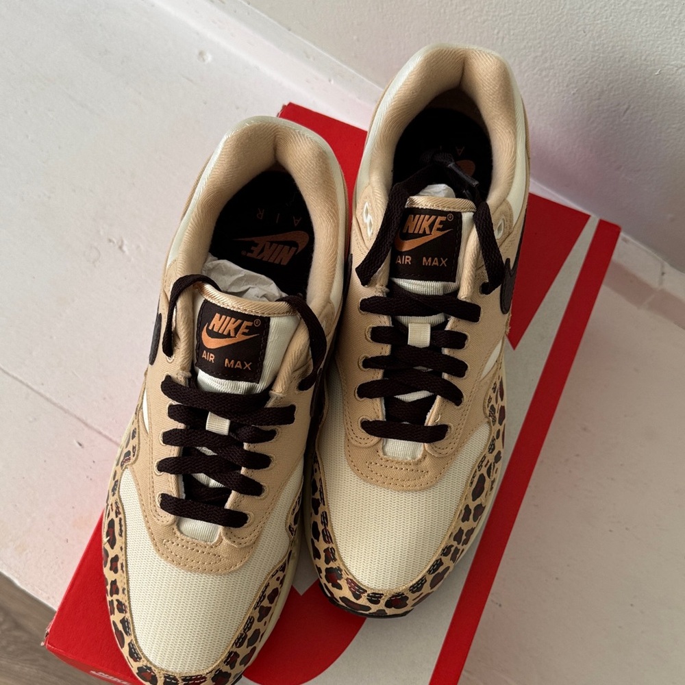 Nike Air Max Tan and Black Leopard Sneakers - Picture 3 of 5